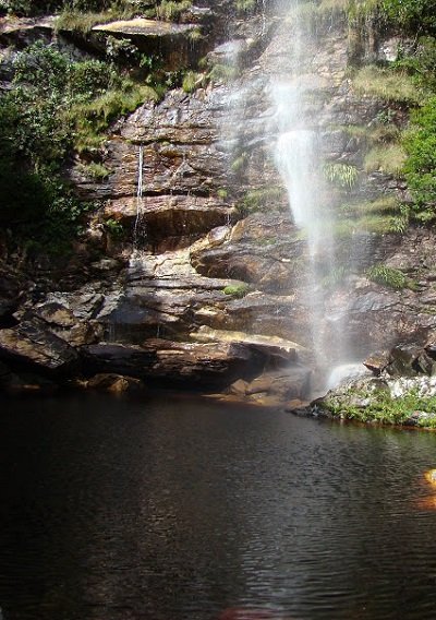 cachoeira do paraíso na lapinha da serra