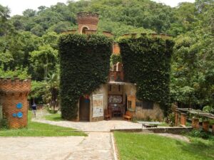 Leia mais sobre o artigo Sítio Arqueológico da Lapinha da Serra: conheça a história fascinante e saiba como visitar