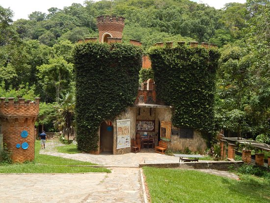 museu arqueológico da lapinha da serra visão de fora